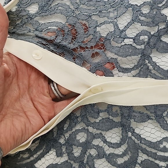 GORGEOUS MAEVE lace button down, size 4!!!! - Picture 2 of 6